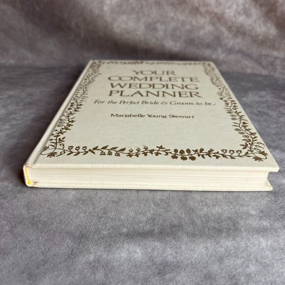 Your Complete Wedding Planner Book For The Perfect Bride & Groom-to-be 1977 HC - Picture 8 of 12